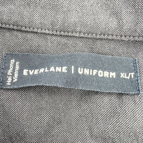 Everlane Gray Casual Button Down Shirt - Picture 2 of 3